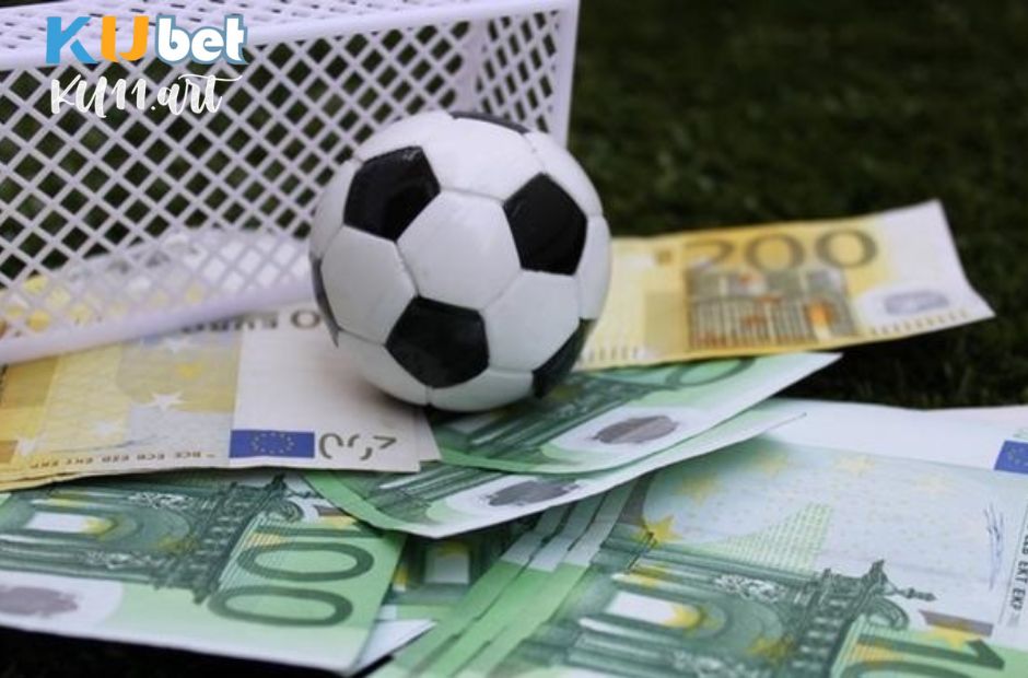 Cách tính tiền cỏ trong cá cược bóng đá tại kubet